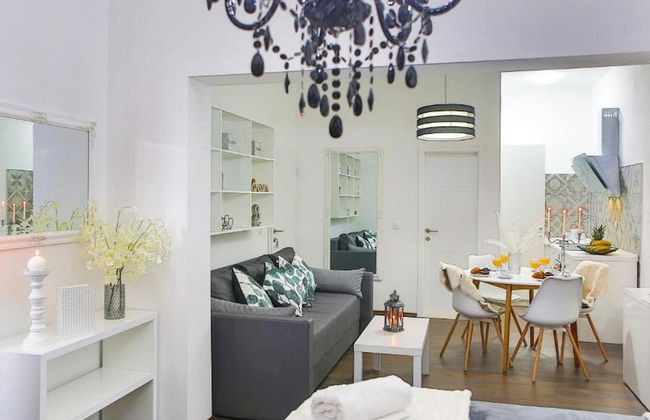 Charming Villa With Outdoor Pool, Bbq, and Sun Deck in Tranquil Kaštela Area - Foto 19