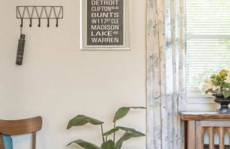 Walkable Neighborhood of Kamm's Corners - Foto 14