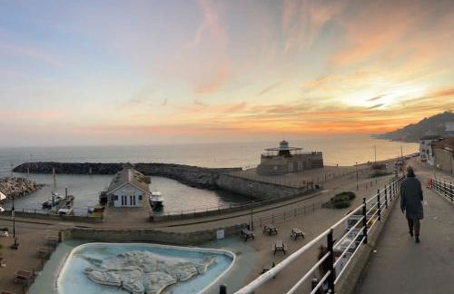 Top Deck - Fresh, stylish seaside apartment - Foto 28