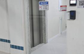 Luxo e exclusividade - Apartamento a 30m da praia da Cachoeira Floripa - Foto 25