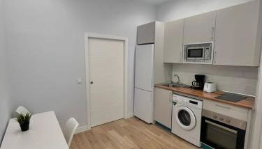 Apartaestudio con Diseño y Comodidad -Zona IFEMA - Foto 4, stove, toaster