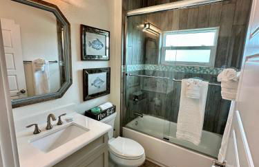 Beyond The Sea Newer House Walk to Town Beach - Foto 14