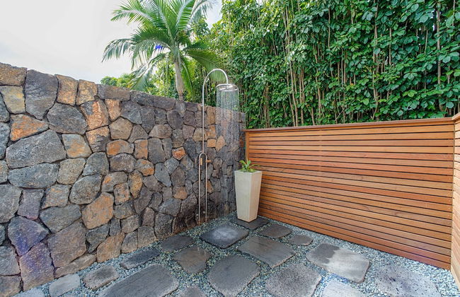 Hanalei Beach House 5 Bedroom Home by RedAwning - Photo 41