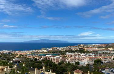 Panoramic view apartment with big terrace - Foto 23