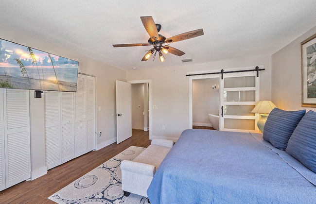 Sunshine Cottage At Cedars 2 Bedroom Condo by RedAwning - Foto 4