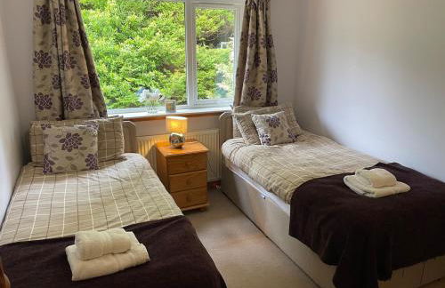 Spacious holiday home with stunning sea views - Photo 8