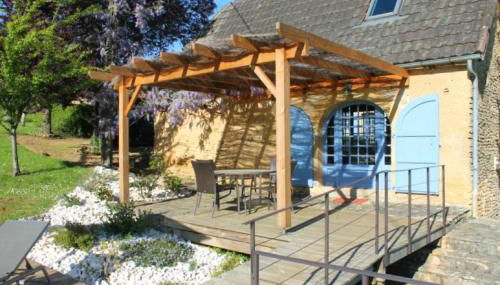 Les Combes avec piscine chauffée au nord Sarlat - Foto 5