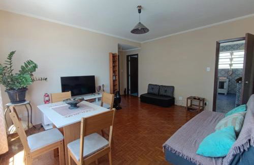 Lindo apartamento com vistas na praia do Gonzaguinha - Foto 49