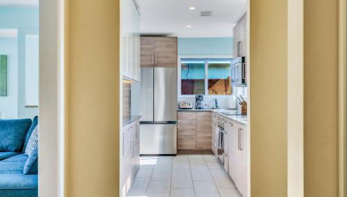 Modern Pool house with hot tub and relaxing backyard - Foto 5, stove, dishwasher