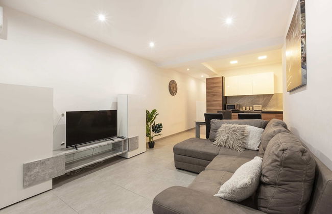 Golden Flat in San Pawl - Photo 20