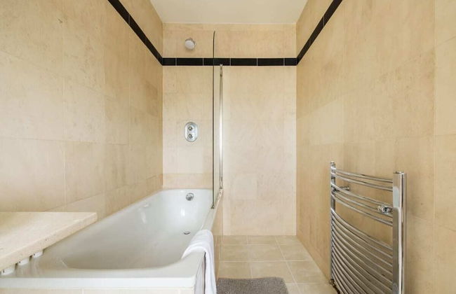 The St Johns Wood Classic - Snazzy 2bdr Flat - Photo 8