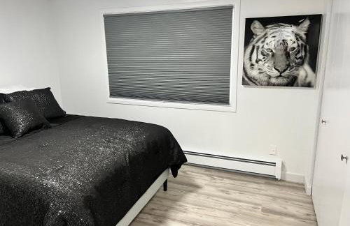 Beautiful downtown Anchorage 4 - Photo 18