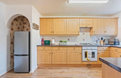 Spacious White House with parking, garden, Wi-Fi - Photo 28