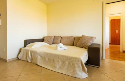 GuestHost - Bright Apartment with Terrace - Photo 13