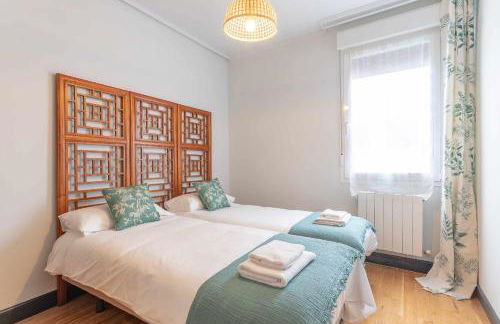 Apartamento KUIA con vistas frontales a la Ría de Bilbao cerca del metro - Foto 18