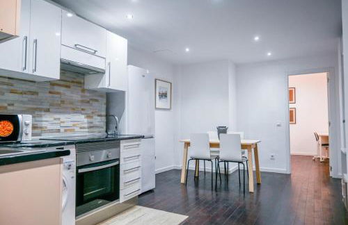 Apartment with Balcony on Calle Santa Engracia Temporal SEN1692 - Foto 20