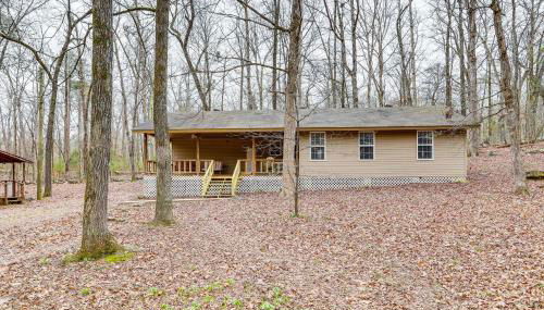 Heber Springs Cabin with Deck 3 Mi to Sugarloaf Mtn - Foto 3