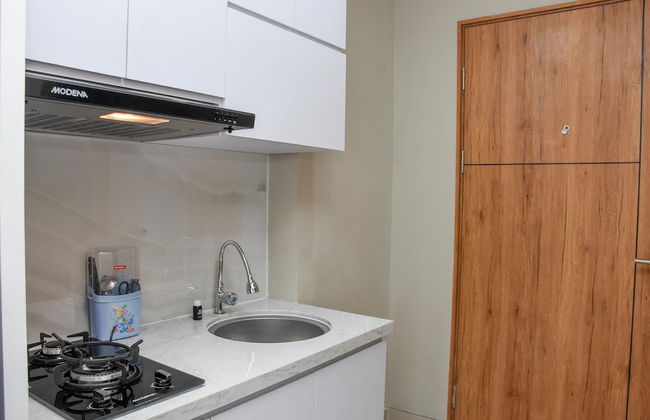 Comfort Studio at LRT City Jatibening Apartment - Photo 12