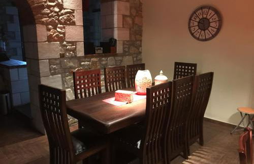 Petrines Villes Avramilias - Photo 62