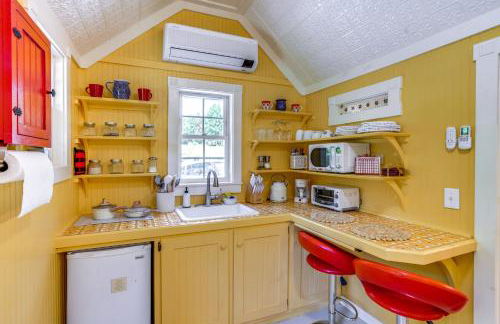 Studio with Trail Access about 10 Mi to Brattleboro! - Photo 2