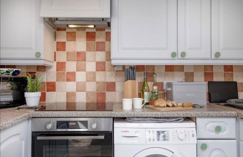 The Small Barn - Photo 11