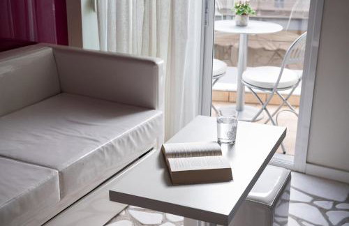 Afrodite Suites - Photo 37