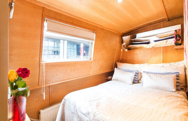 The Four Sisters Boatel - Foto 7