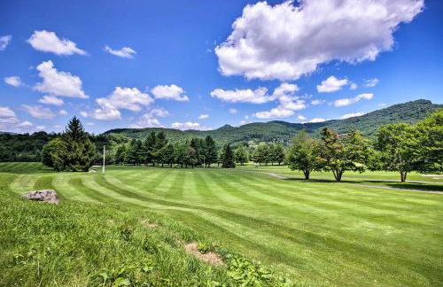 Steps to Sugar Mountain! Condo with Furnished Deck - Foto 2