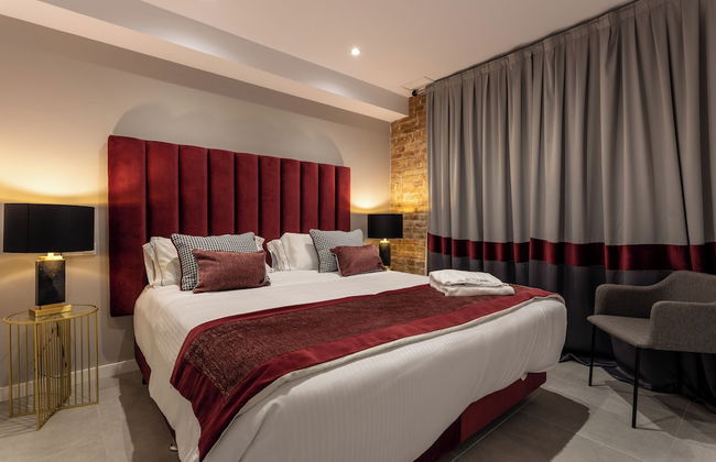 BIBO SUITES PLAZA NUEVA - Photo 10