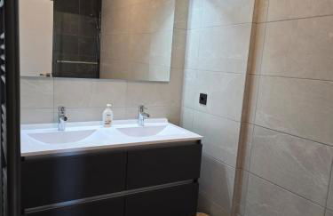 Skyline Rooftop Swim Spa - Foto 37