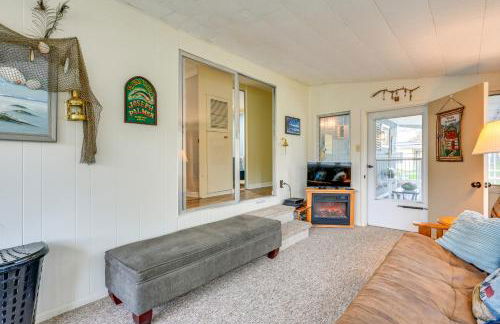 Walk to Lake Huron Pet-Friendly Caseville Cottage - Photo 5