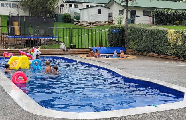 Waitomo Top 10 Holiday Park - Foto 1