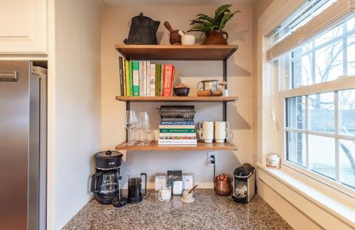 Cozy East Nash Home w Big Yard - Foto 6