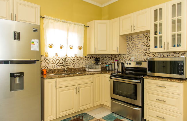 The US Embassy Luxury Apartment - Foto 12