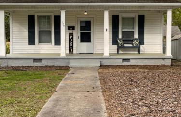 Historic Charmer, Pet-friendly - Foto 21