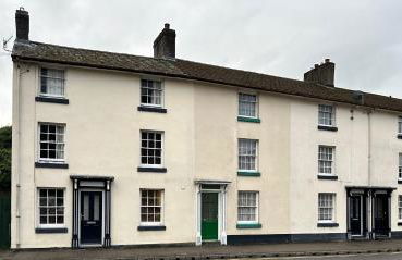 Llanidloes Townhouse-pet-friendly-sleeps 7-Mid Wales - Foto 34