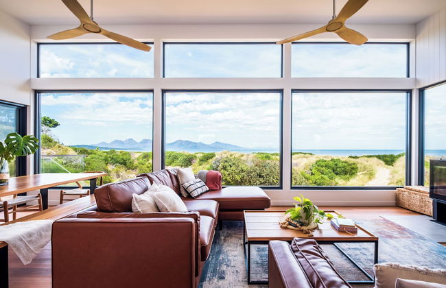 Coast Beachfront Retreat - Photo 26