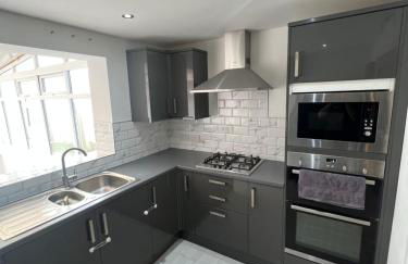 2 bed semi-detached house - Foto 3