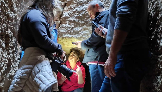 Entrez dans plusieurs grottes de l'aqueduc