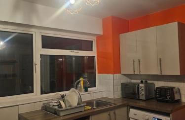 Rosag 4- Bedroom Guest House Rainham - Foto 20