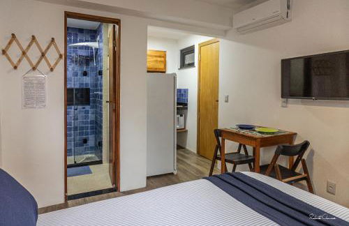 APART STUDIOS PONTAL - Aeroporto a 300 m - Praia 1,5 Km - Centro 2,5 Km - Cozinha Privativa - Mercado GBARBOSA e Padaria 450 m - Próx diversos Comércios a pé - Ar condic - Studios de 15 a 38 m2 Bem Equipados e Funcionais - Ideal Turismo e Trabalho - Foto 80