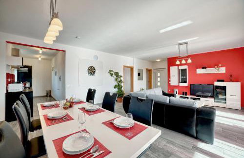 Cozy villa Paradiso with pool immersed in the greenery - Foto 18