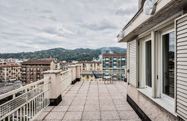 Urban House Carducci - Attic - Photo 14