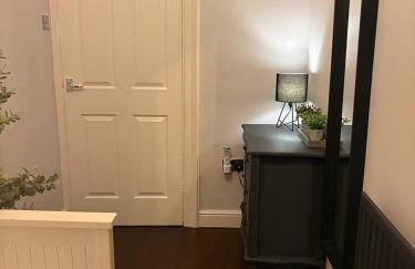 Grosvenor 126 Trendy Jesmond Whole Apartment - Photo 31