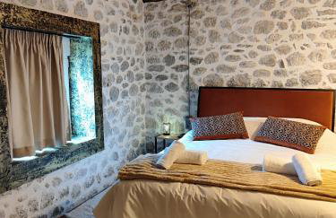 Tommy's Guest House - Photo 18