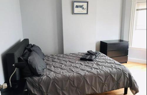 Renovated 3BR Near BU, BC & Green Line, Ideal for Long Stays - Foto 5