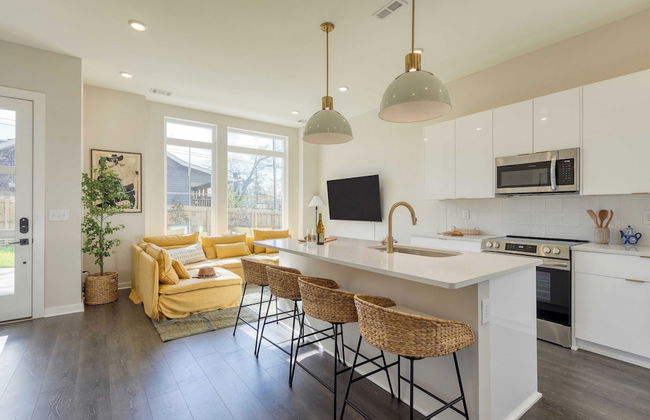 98 Degrees by Avantstay Covered Balcony Lounge Newly Built 4bdr Home - Photo 10