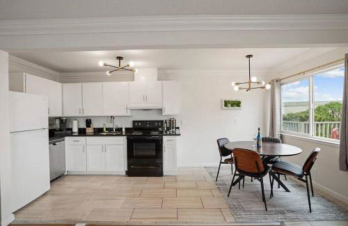 Charming 2Beds with Mountain & Ocean Views - Foto 32