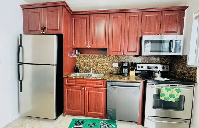 Miami Magic Cozy 2-bedroom Getaway in the City - Foto 18