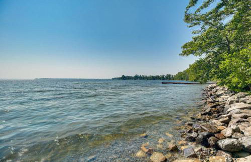 Grill Out, Play Pool Huge Home on Lake Champlain! - Foto 36
